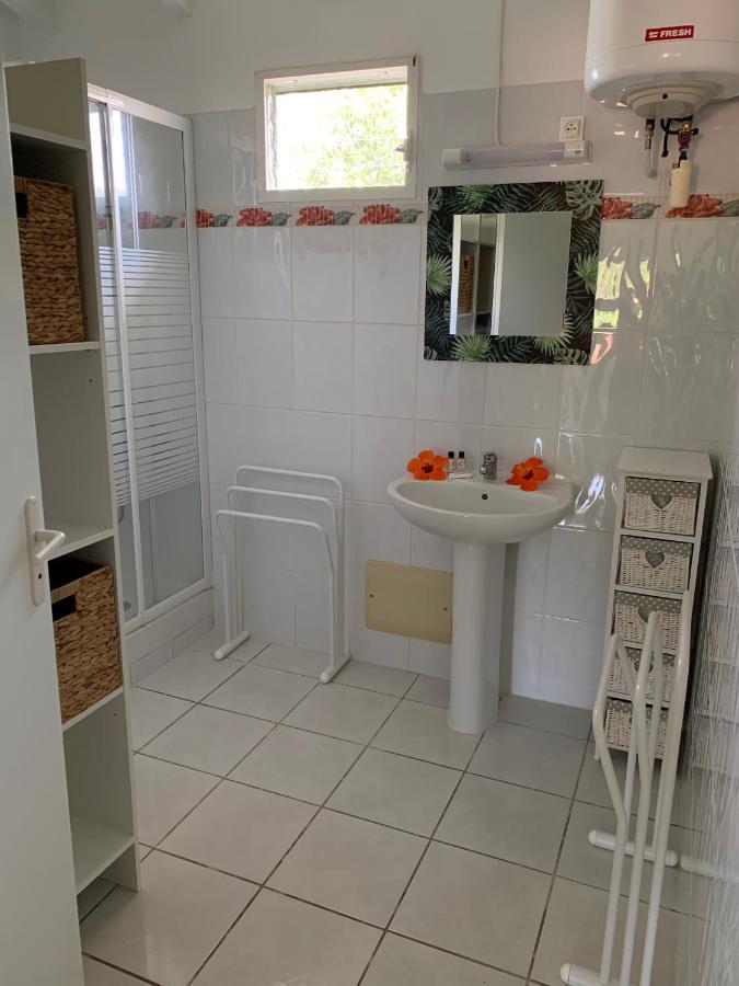 Apartamento Les Pommes Lianes Deshaies Exterior foto